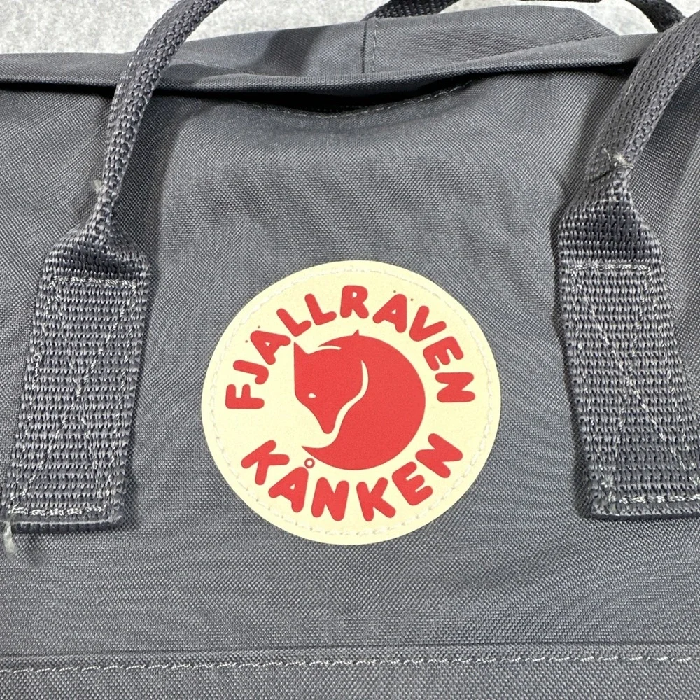 Fjallraven Kanken 23510 Classic Laptop Bag Adjustable Strap Fox Snap Grey